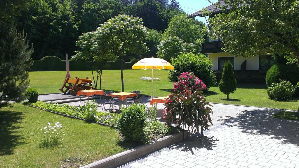 Pension Miklautz Sankt Kanzian am Klopeiner See Exterior foto